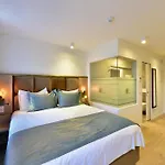 Hotel Rousseau Plus