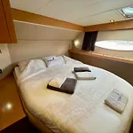 Floatinn Boat-Bnb