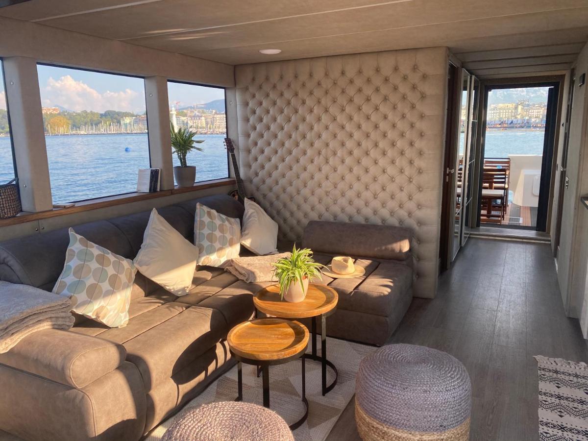 Houseboat - Dormez Sur Le Lac Bateau-hôtel Genève