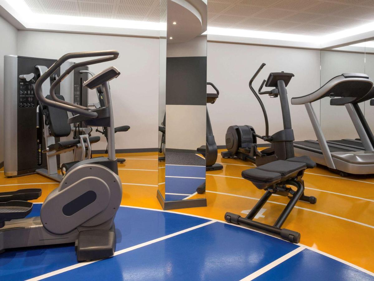Novotel Centre Hotel 4*