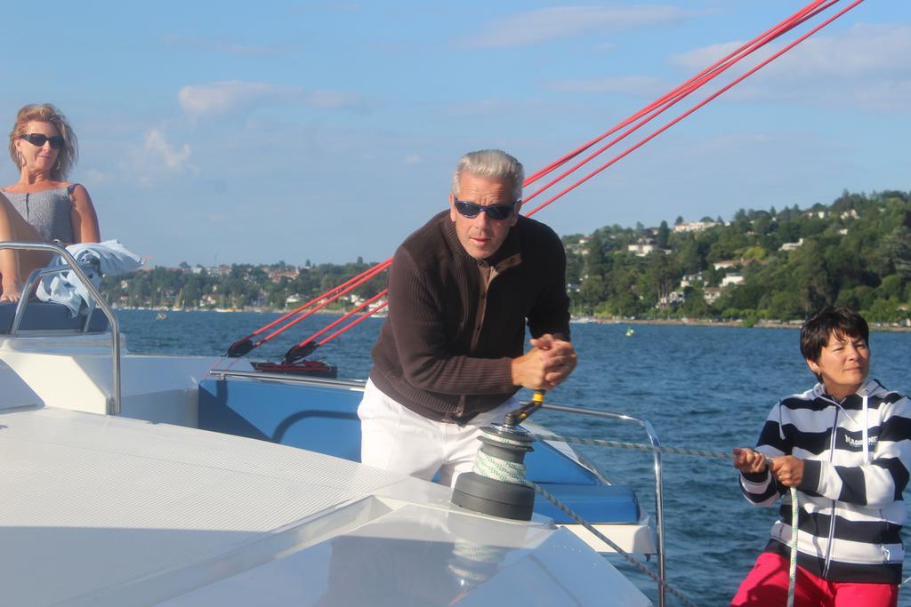 Floatinn Boat-bnb Hotel en barco Ginebra