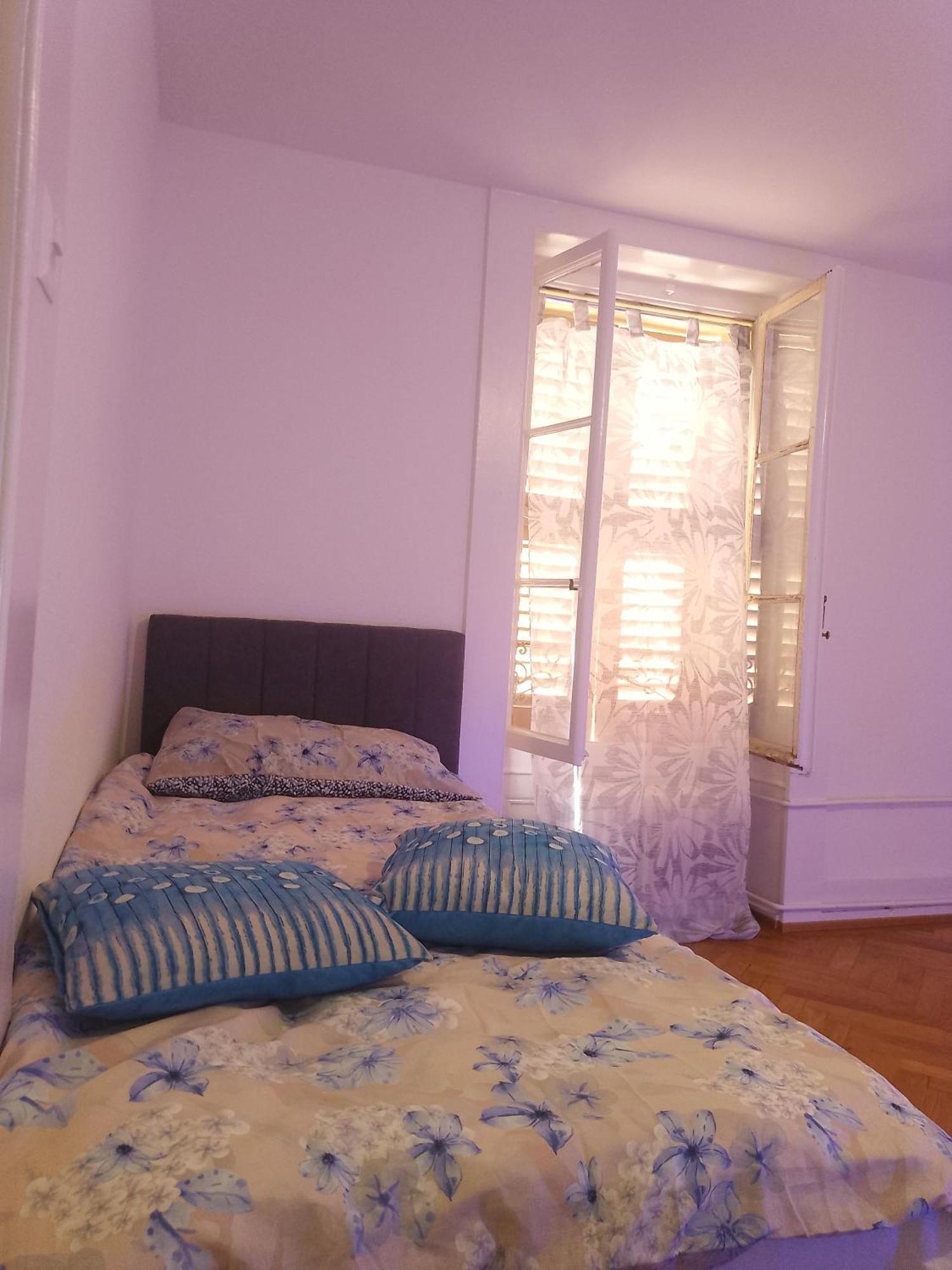 Apartment Charming Flat Center And Near The *
