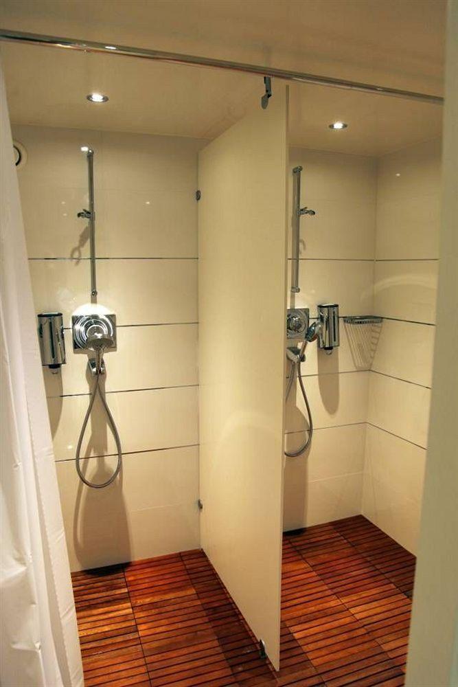 Design F6 Hotel