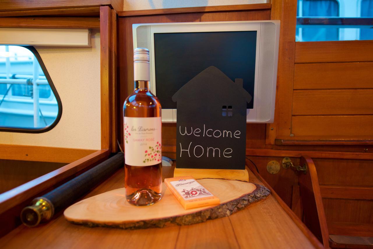 Homeboat-maison Flottante Botel 4*