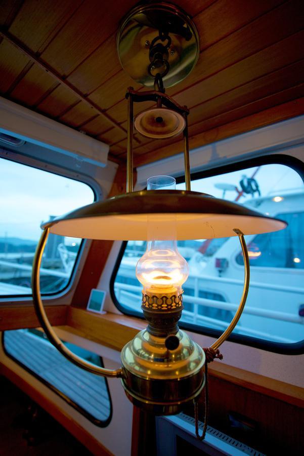 Botel Homeboat-maison Flottante