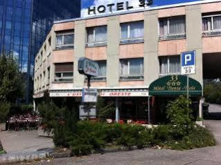 33 Hotel