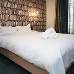 Cozy Apartment Close To Cornavin Train Station And Lake
