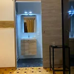 Room In Aire Private House