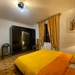 Room In Aire Private House