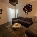 Central And Cozy Haven In Geneva