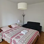 Room In Shared Apartment Geneva
