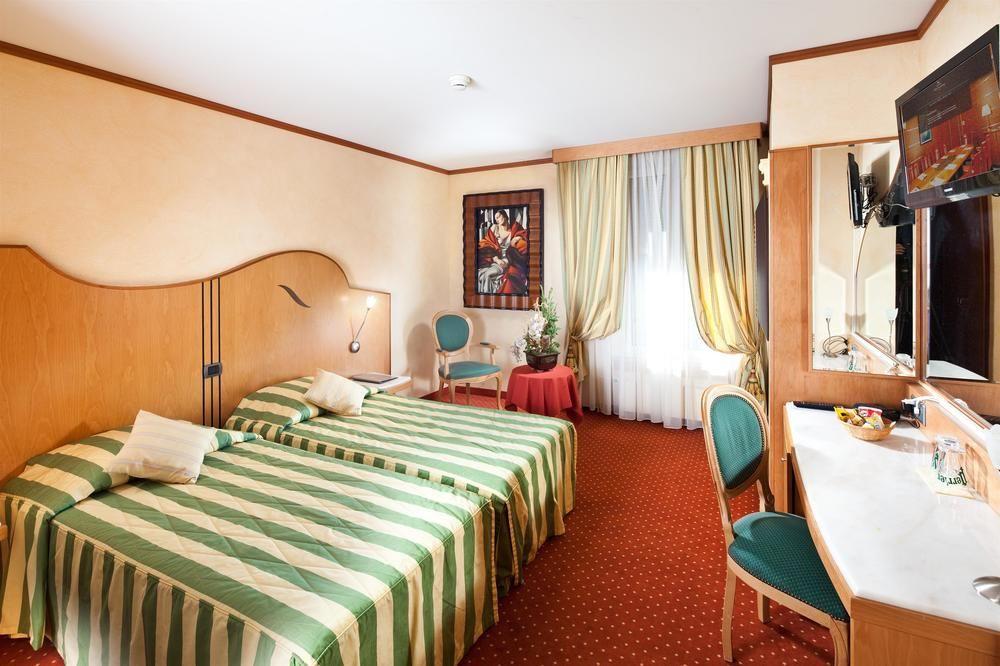 Hotel Strasbourg 3*