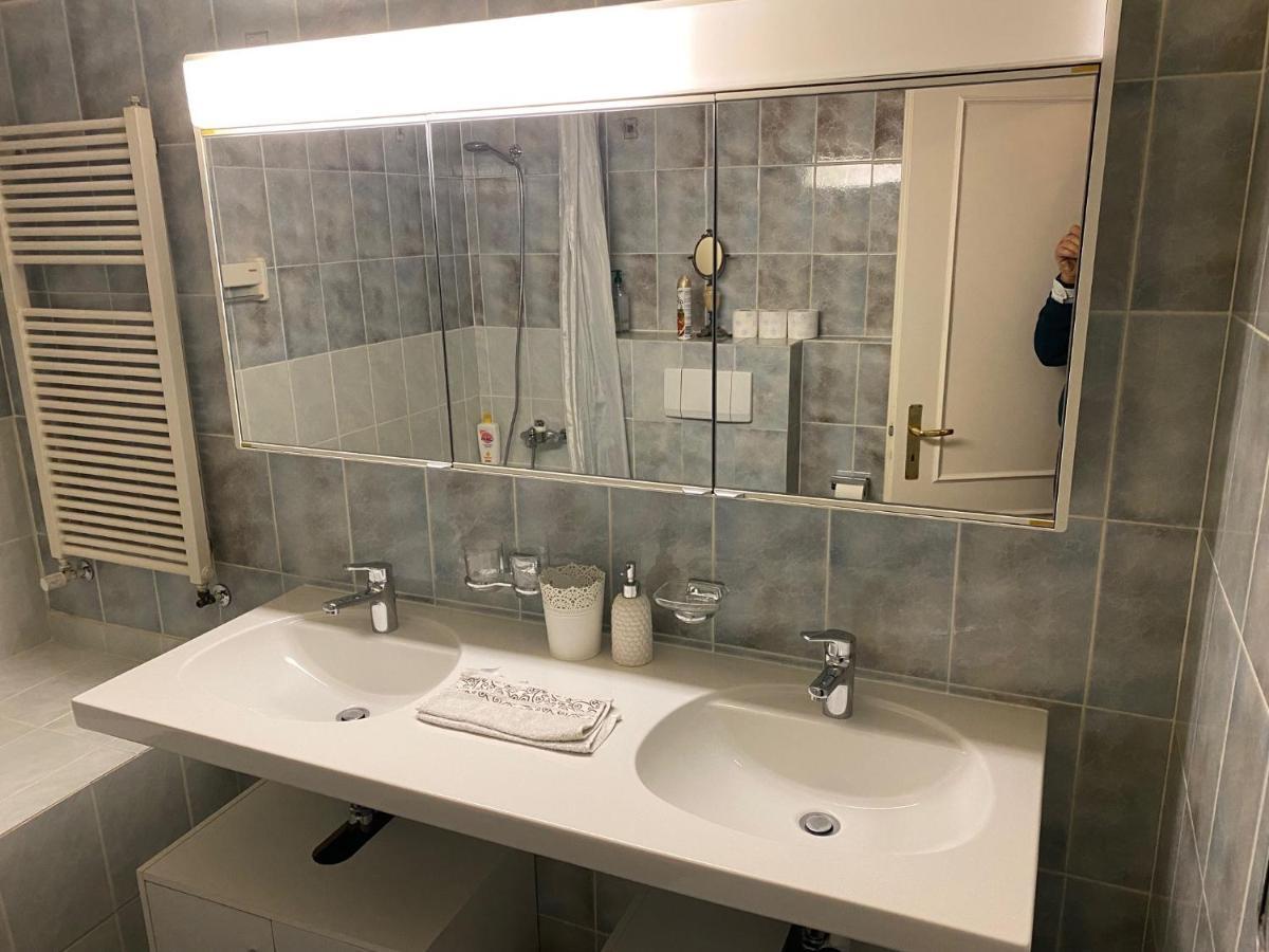 Geneve, Plein Centre,belle Vue Lac, Splendide Et Grand Apartamento
