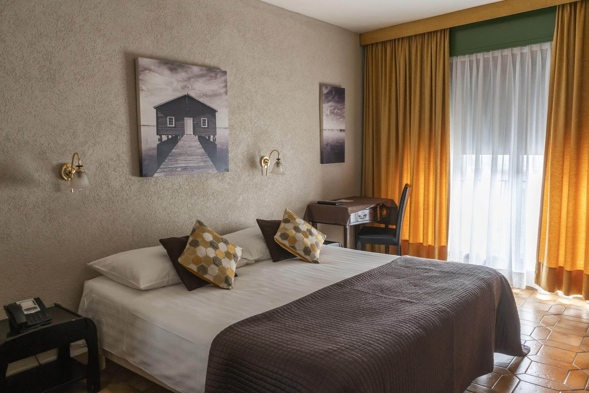 Hotel Excelsior