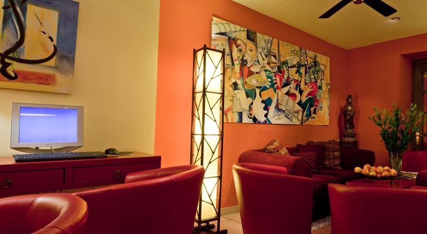 Admiral Hotel