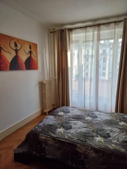 Joli Aux Eaux Vives Apartamento *