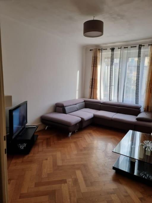 Apartamento Joli Aux Eaux Vives