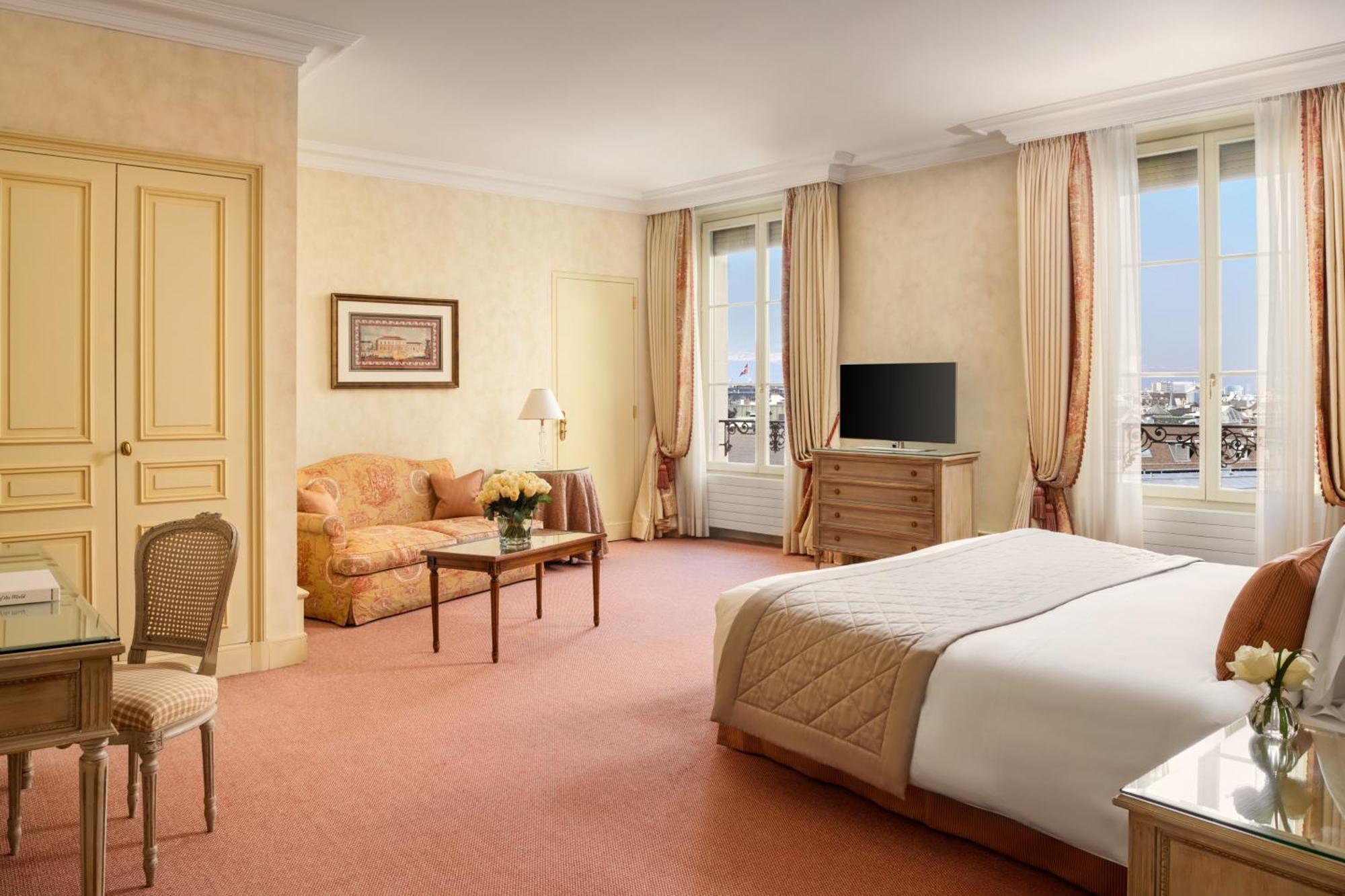 Beau-rivage Hotel