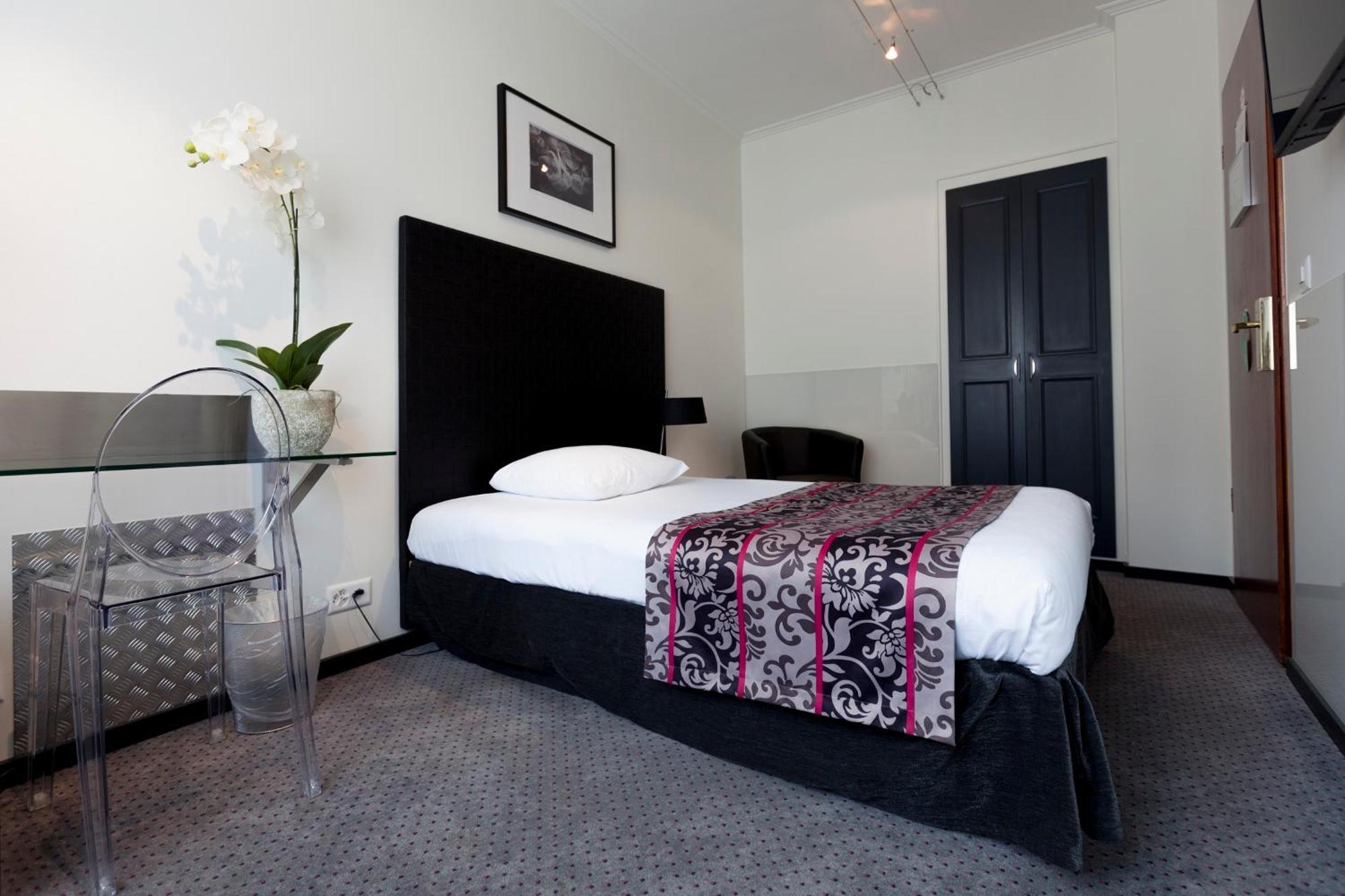 Suisse Hotel 3*