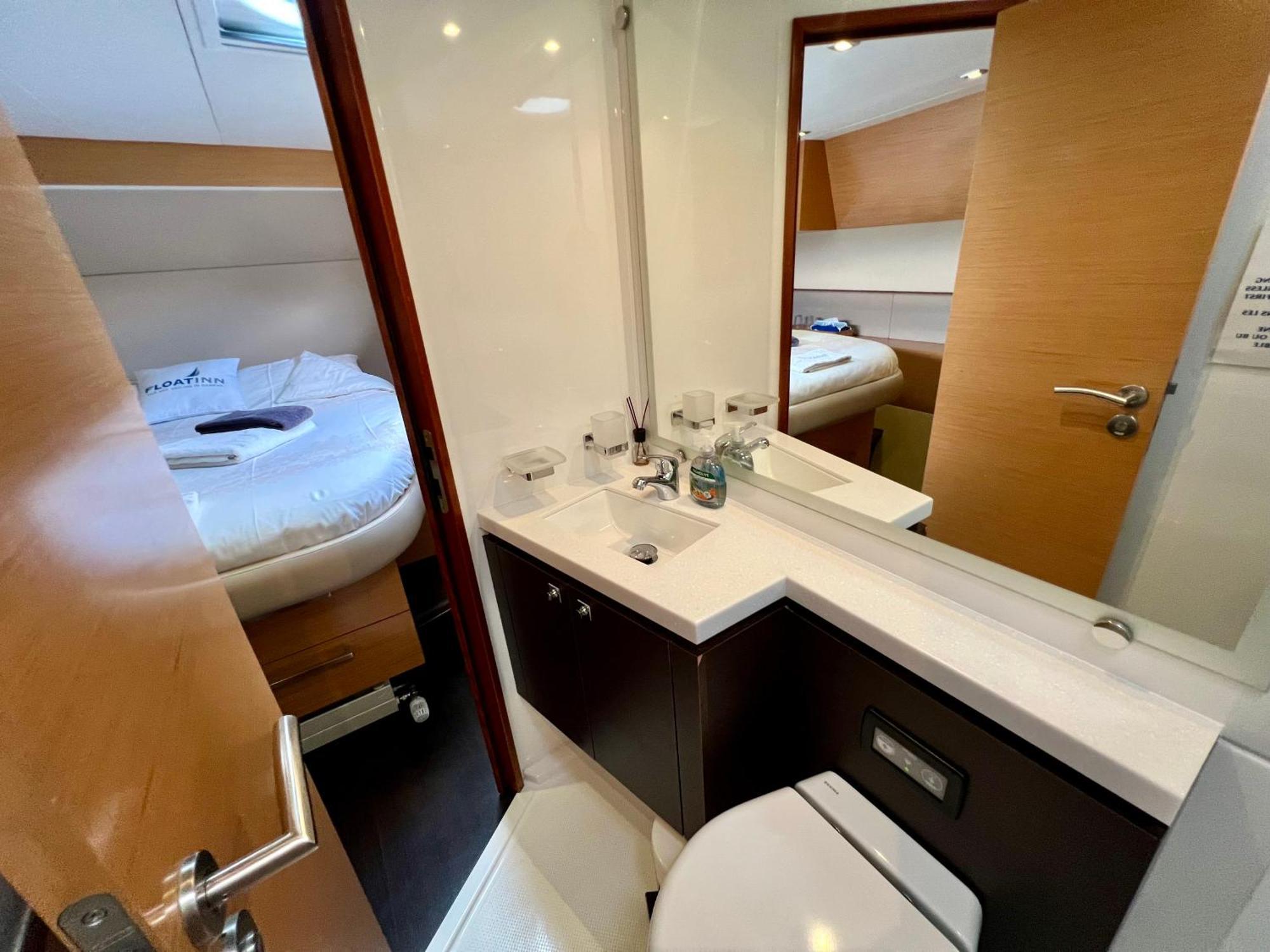 Bateau-hôtel Floatinn Boat-bnb