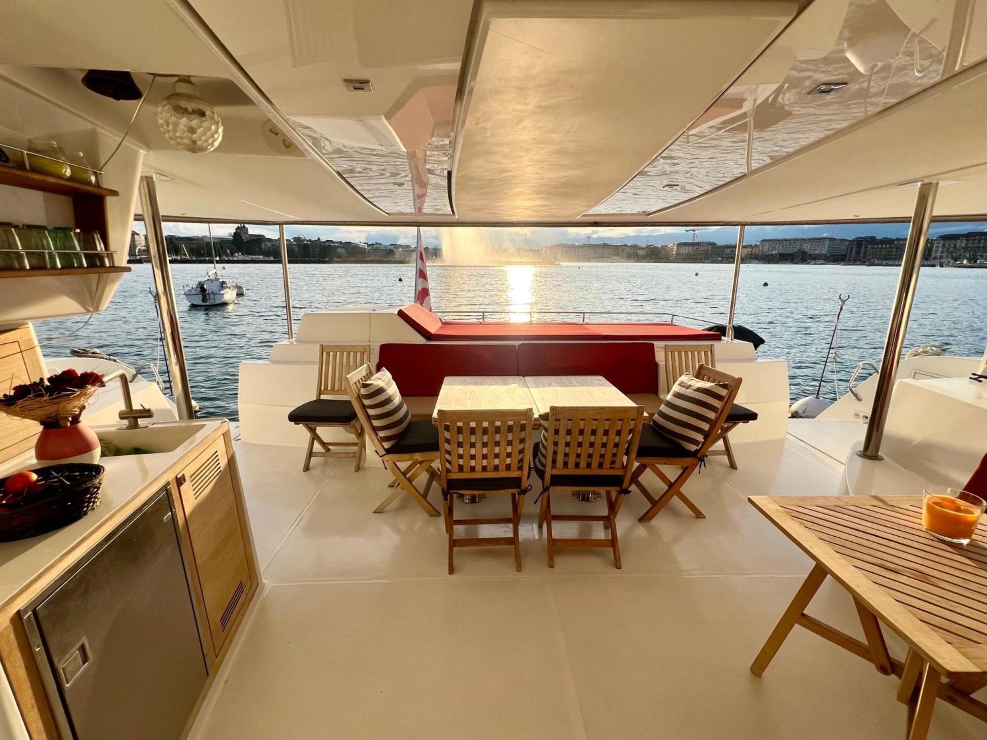 Bateau-hôtel Floatinn Boat-bnb Genève