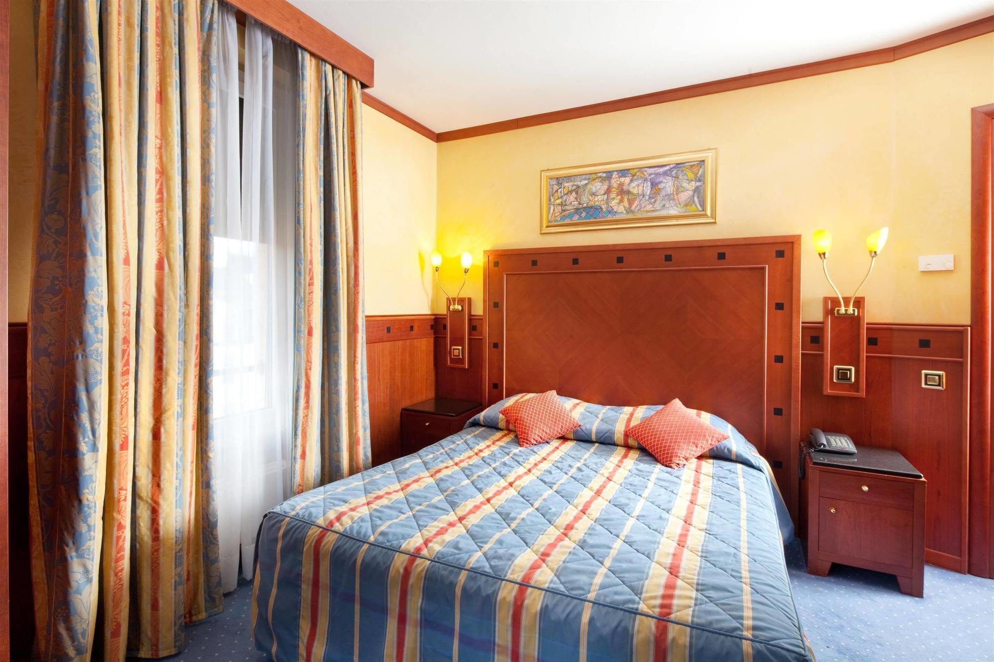 Strasbourg Hotel