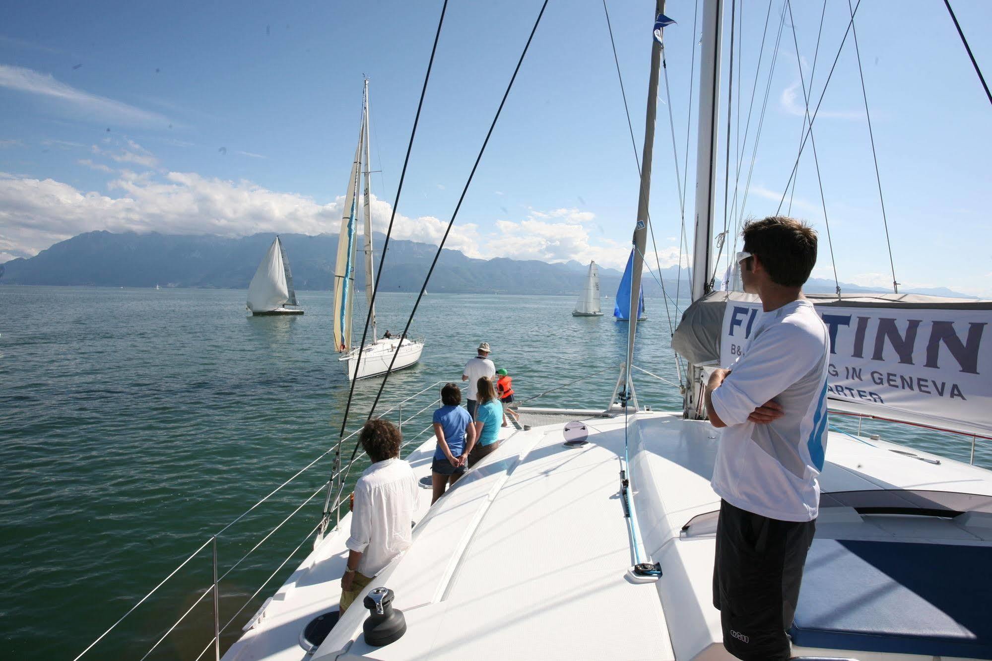 Floatinn Boat-bnb Bateau-hôtel Genève