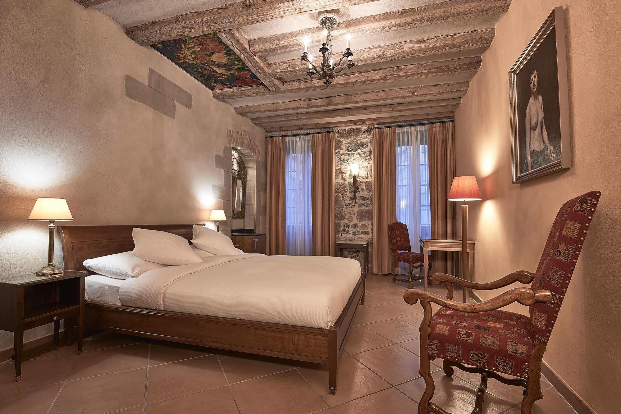 Hotel D'allèves