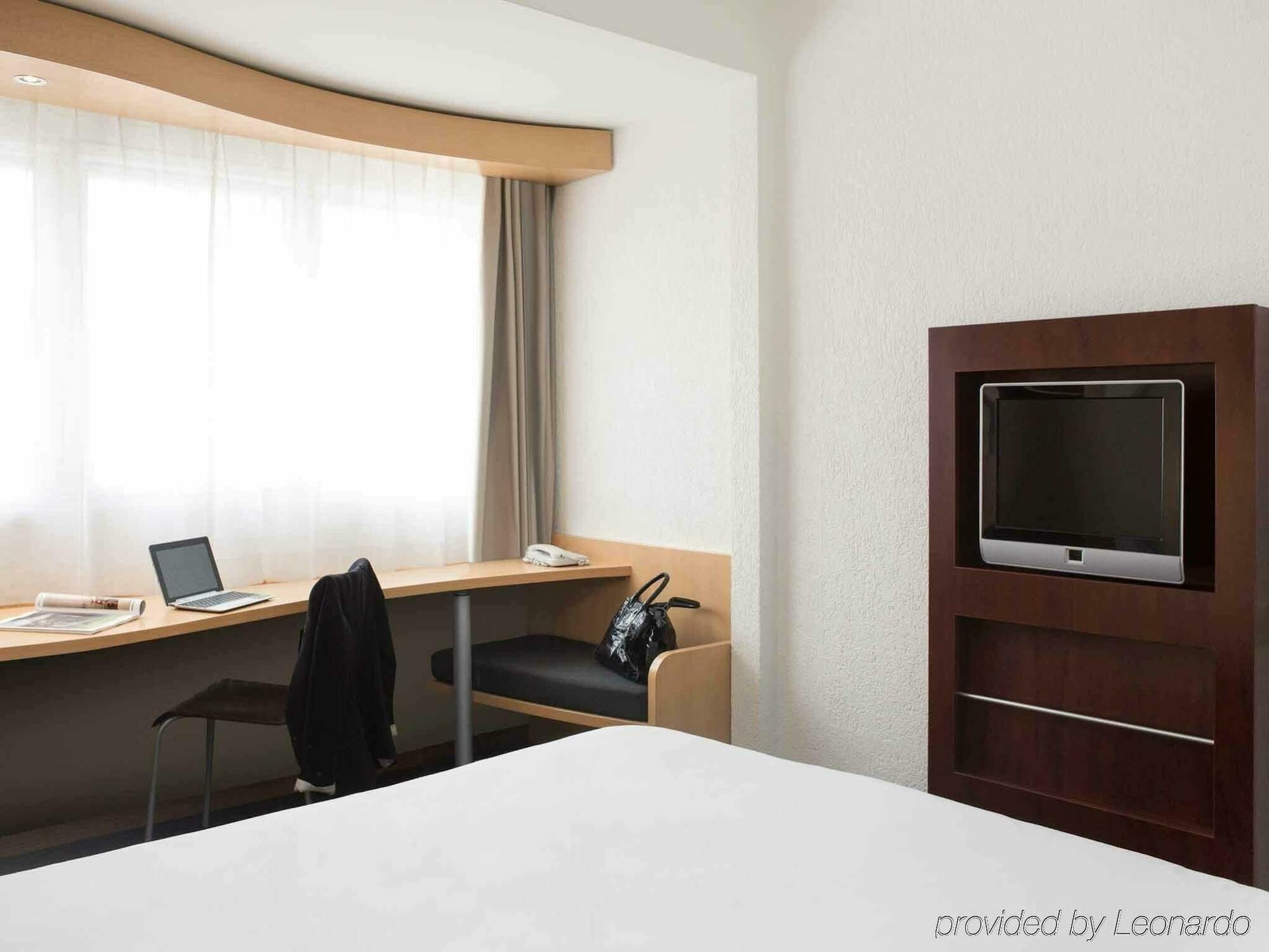 Hotel Ibis Centre Gare 3*