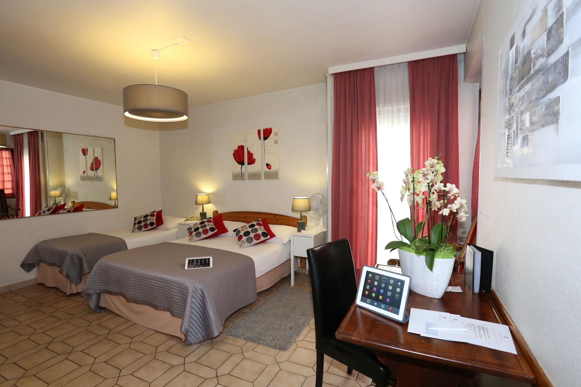 Excelsior Hotel 3*