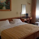 Hotel Century