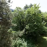 Cosy Studio Central Geneva With Parking