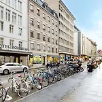 Modern Studio In The Heart Of Geneva