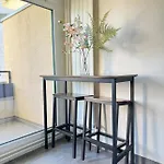 Modernite Et Confort A Geneve