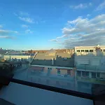 Charmant Appartement Au Coeur Des Eaux-Vives