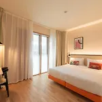 Hood Hotel