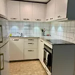 Central 2 bedroom flat in heart of Eaux-vives