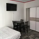 Residence De Lux Tout Confort 2