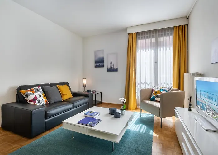 Richemont Residence By Homenhancement