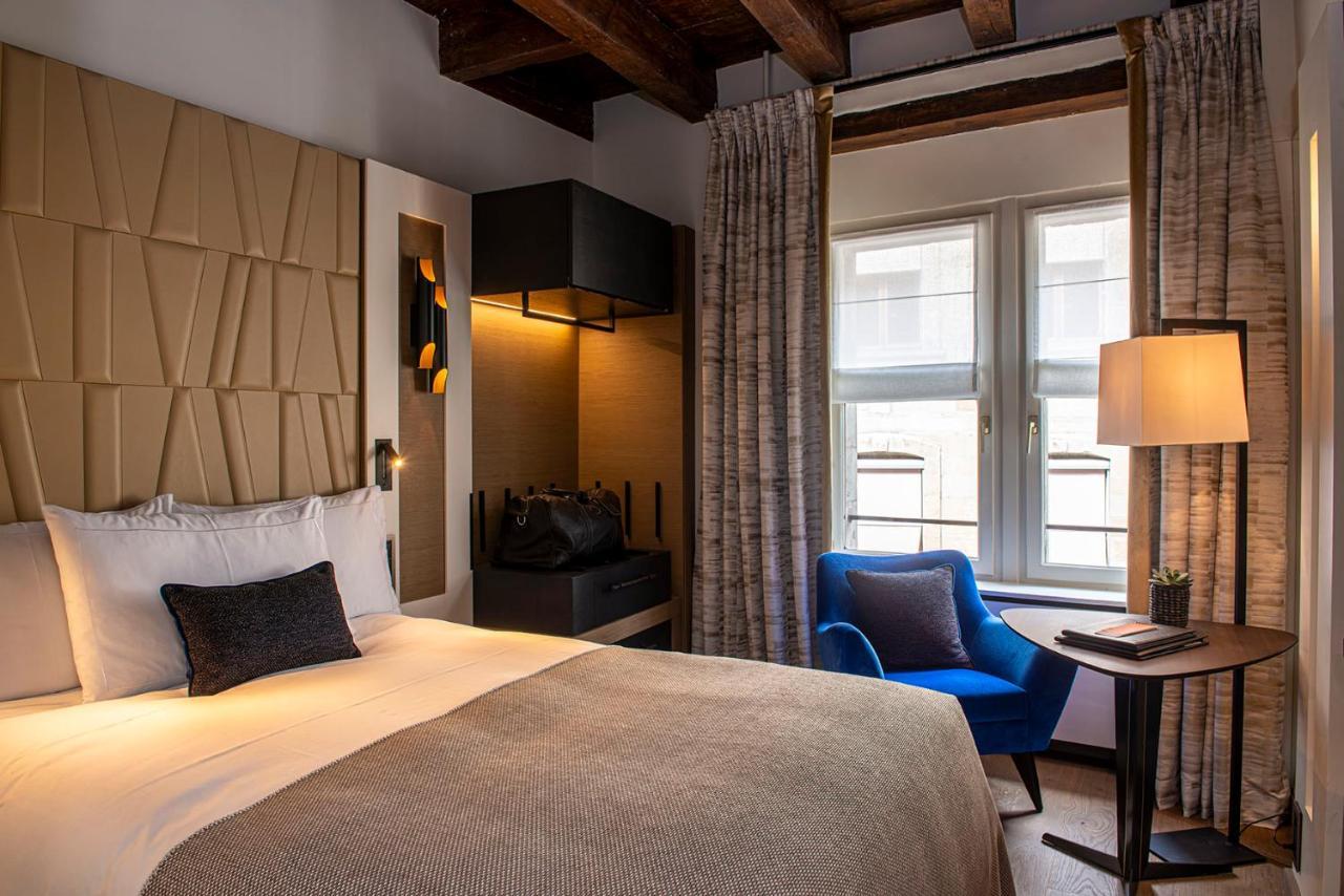Hotel Les Armures 5*