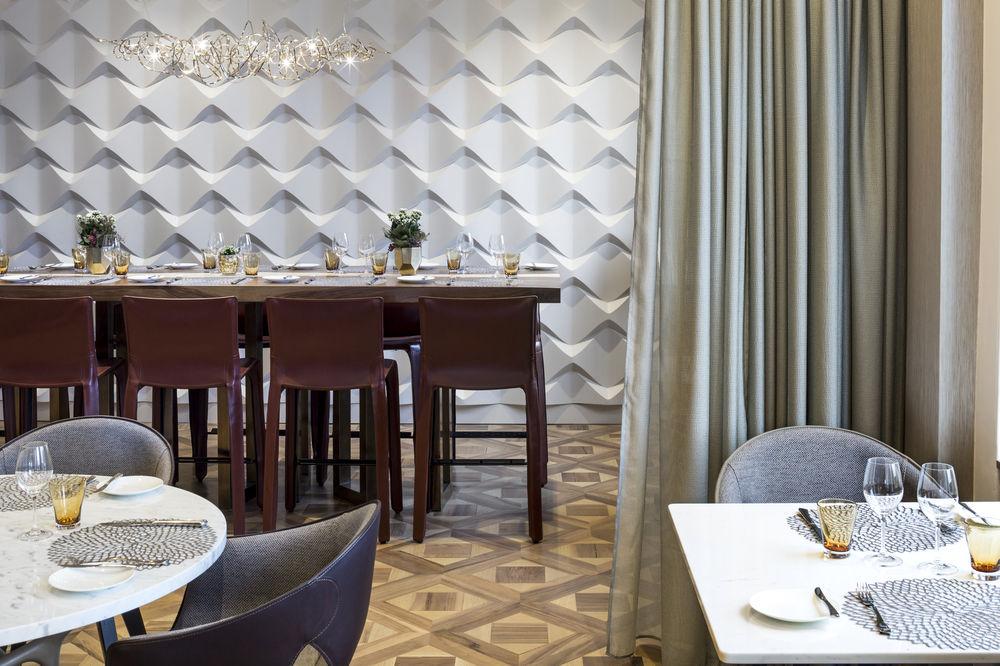 The Ritz-carlton De La Paix, Hotel Genève