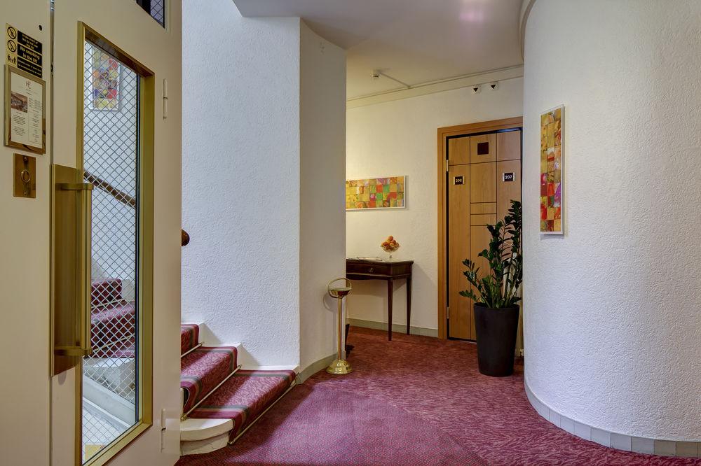 Eden Hotel 3*