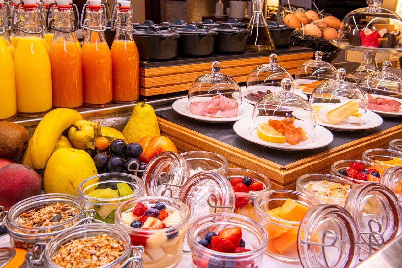 Les Armures Hotel 5*