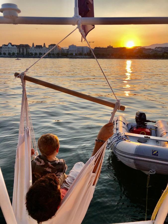 Bateau-hôtel Homeboat-bateau