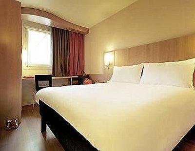 Ibis Centre Nations 3*