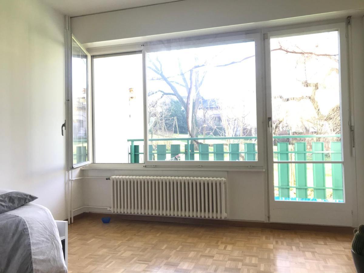Bernex - Shared Roomate Homestay - Tramway 14 Tpg - Viarhona Accommodatie bij particulieren