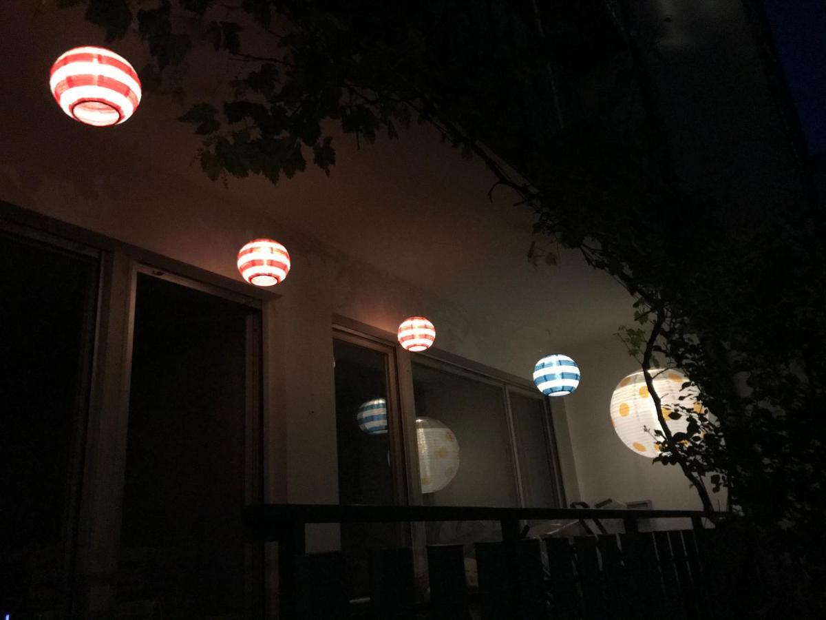 Bernex - Shared Roomate Homestay - Tramway 14 Tpg - Viarhona Accommodatie bij particulieren Genève