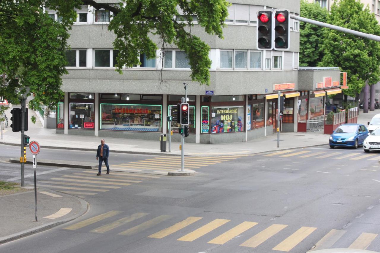 Spacious In Servette Appartement *