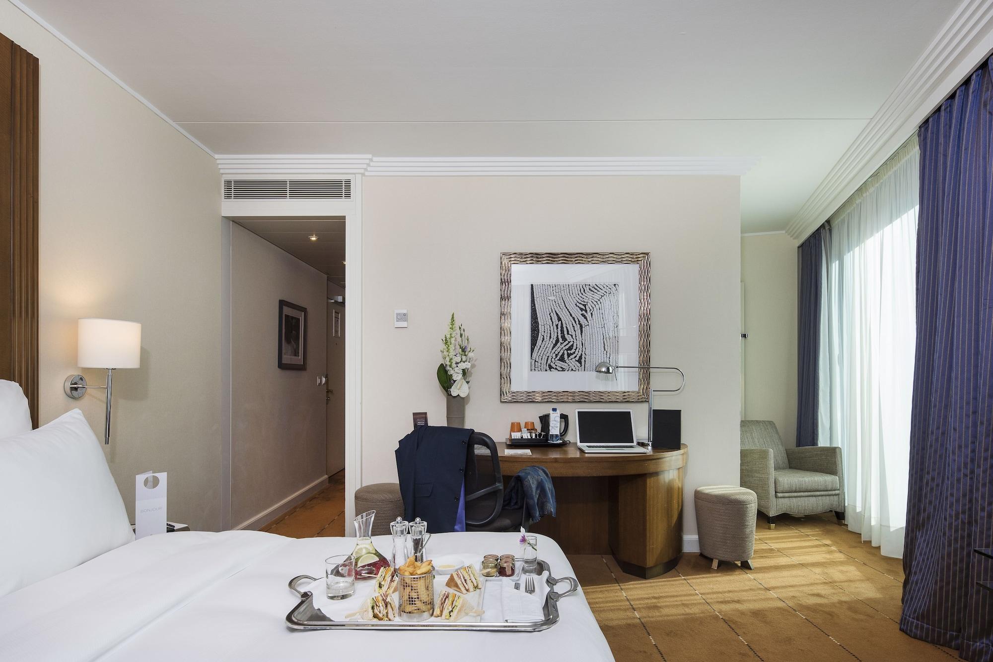 Hotel Warwick