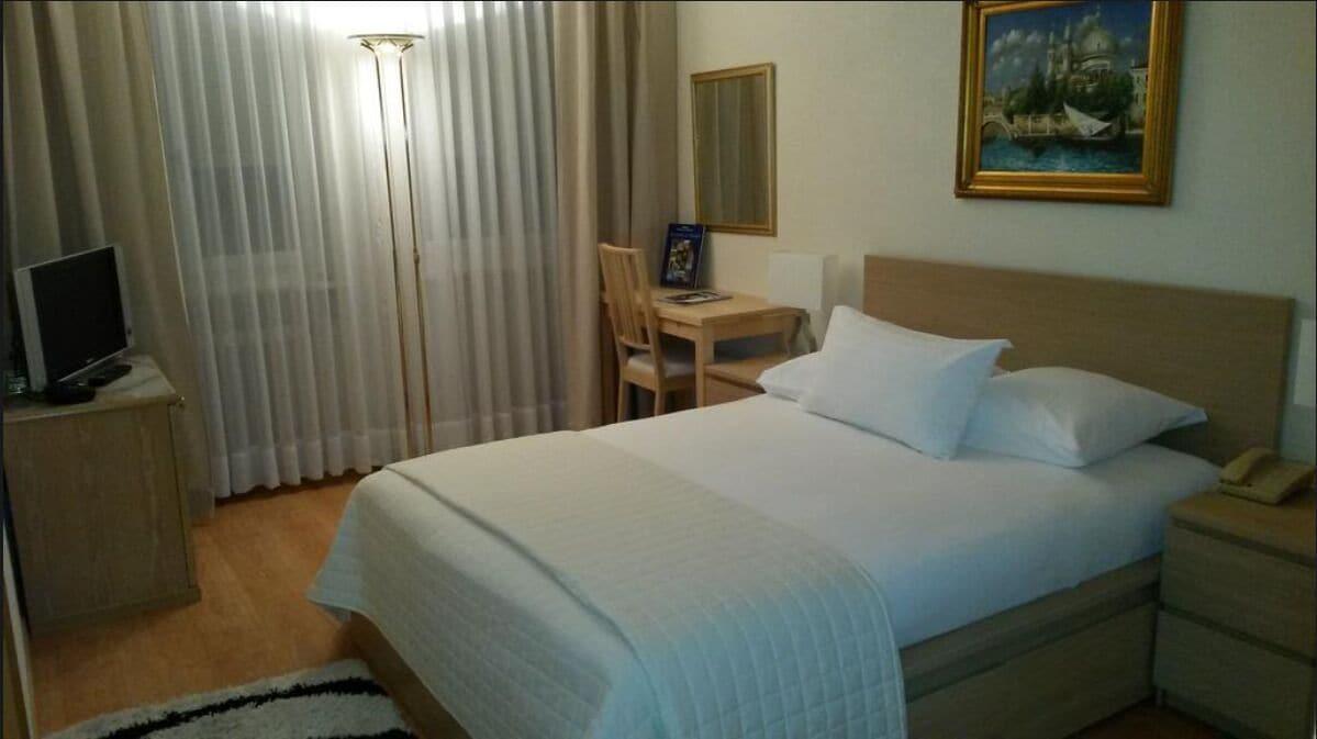 Hotel Century Ginebra
